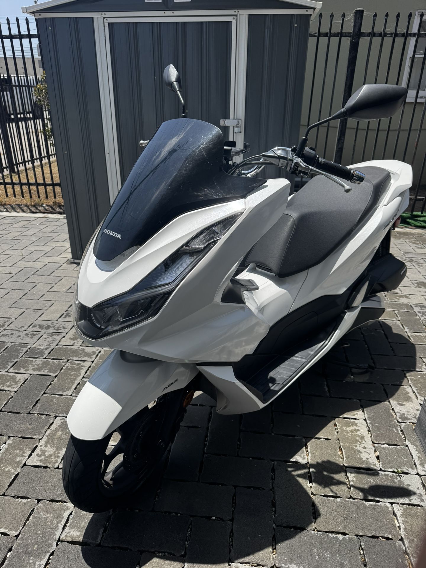 Honda PCX 150cc Scooter β ABS β Clean Title β Low Miles!