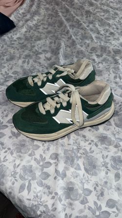 New Balance Wmns 57/40 'Green Moonbeam'
