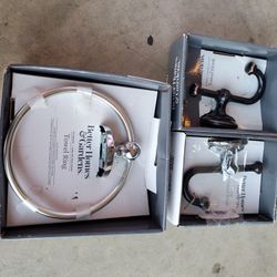 3 Pieces Of Towel Hanging Set(firm On Price 