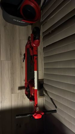 GO TRAX SCOOTER NO CHARGER