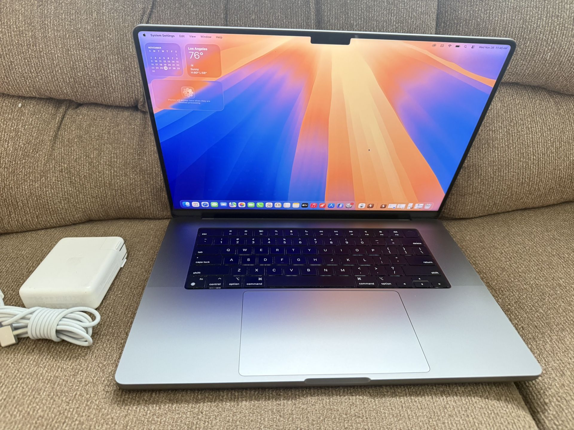 2023 MacBook Pro 16”, M2 Pro,16GB , 1TB SSD, Fast