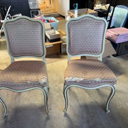 2 Drexel Touraine Chairs   Cream Gold