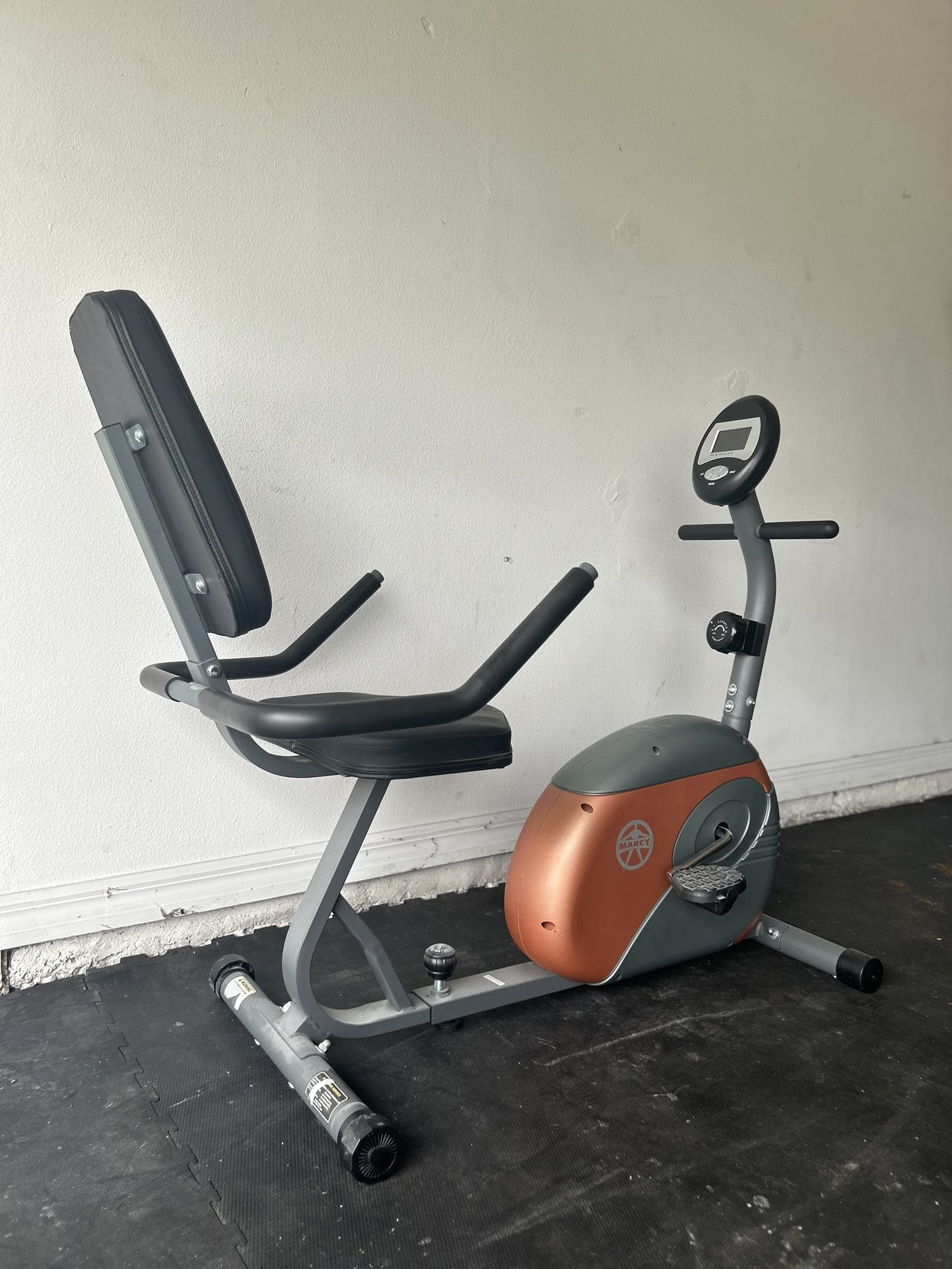 Marcy Me 709 Recumbent Exercise Bike