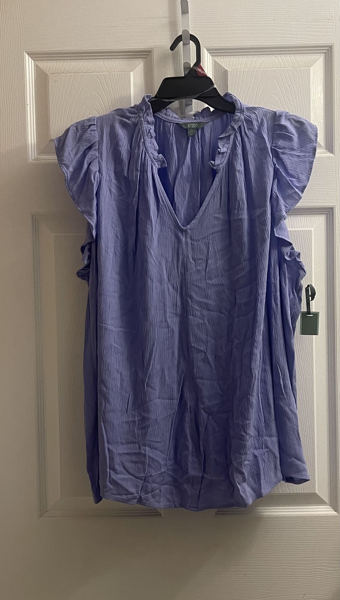 Brand New Ladies Lavender Blouse