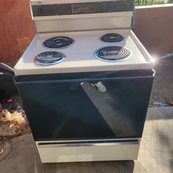 Electric Stove In Good Condition And Warranty Works Great 19th Ave And Baseline