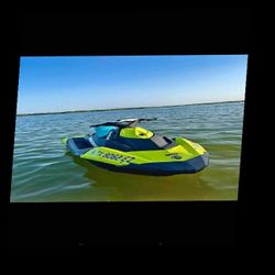 miss finish Jet Skis (Polaris, Seadoo, Yamaha) - Ready for Your Water Adventure