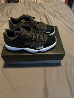 Jordan 11 retro low