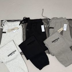 Essential Sweatpants 