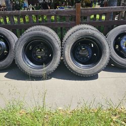 Ford F550 19.5" Wheels/Tires