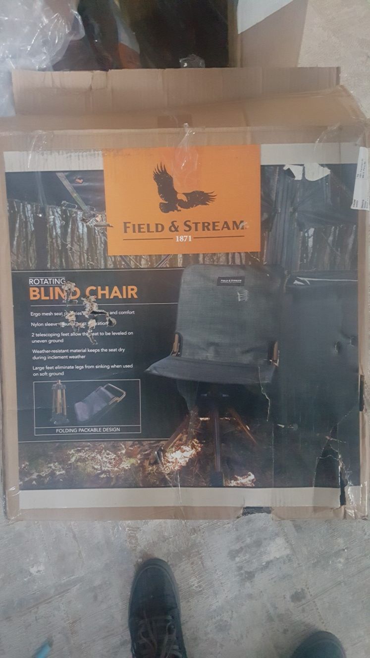 Field and stream rotating best sale blind chair