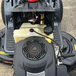 2014 Troy-bilt XP CA 46-in 20-HP Lawn mower