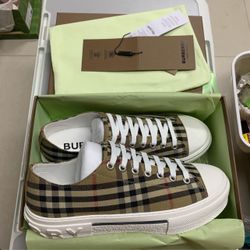 Burberry Shoes Size 6 Women 