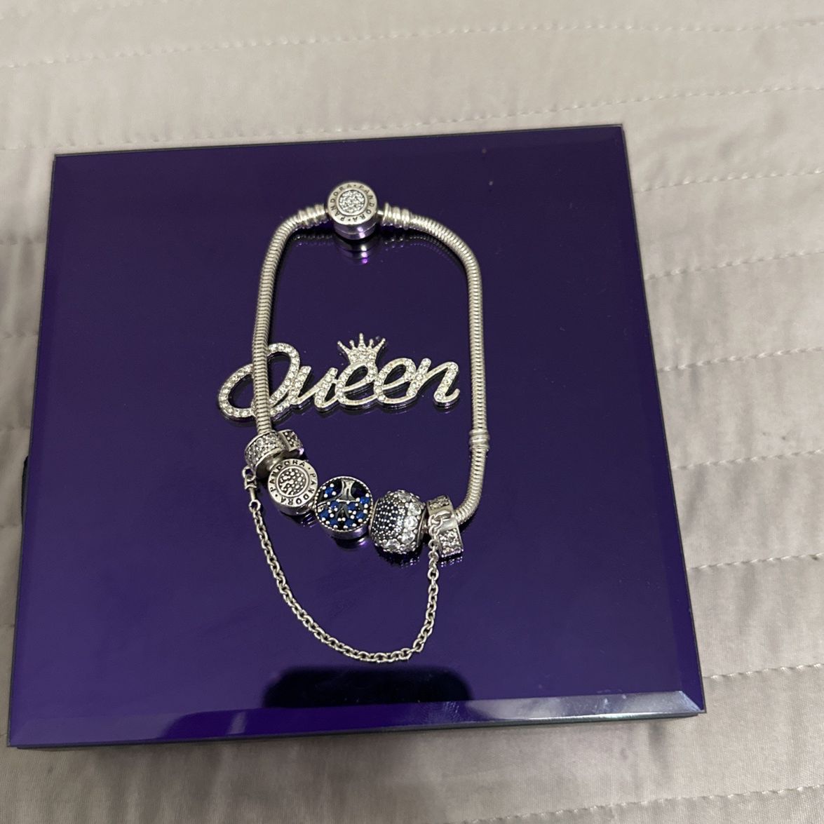 Pandora Bracelet 4 Charms 