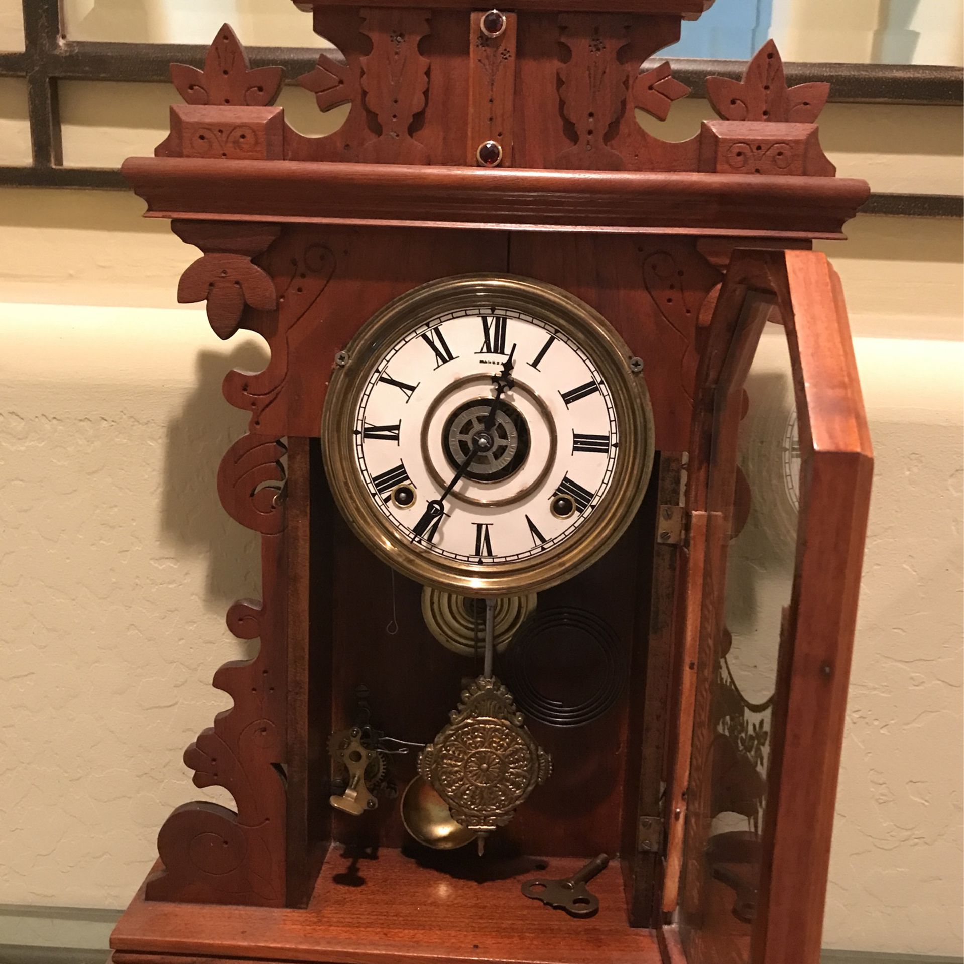 Beautiful Antique Shelf or Mantle Clock