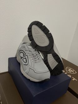 Dior B30