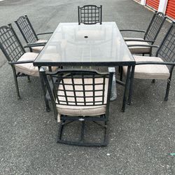 Hampton Bay Aluminum Patio Set  Large Table and 6 Chairs ***