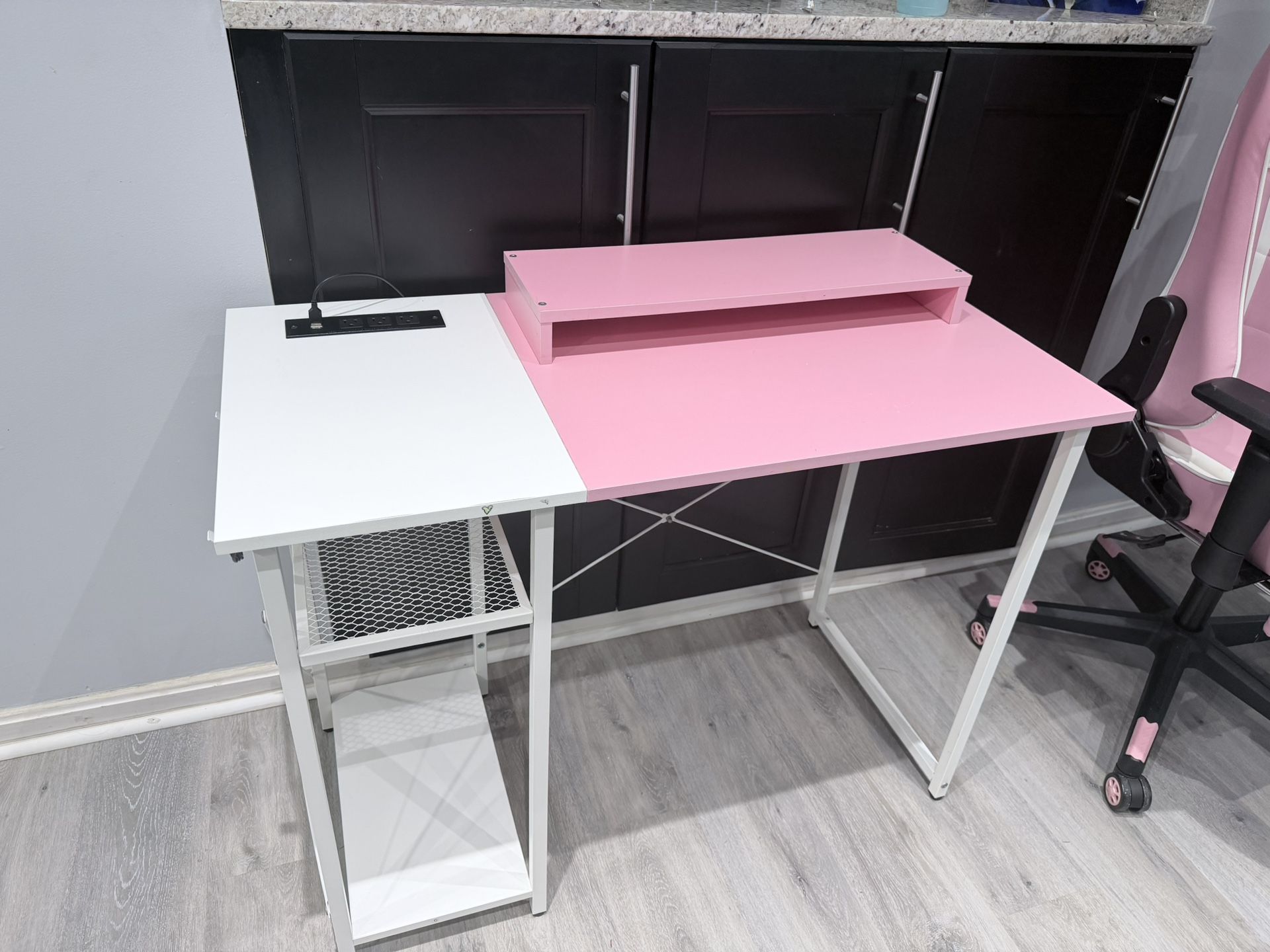 Pink Gaming Desk and Chair 