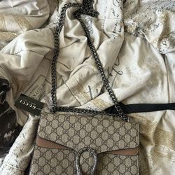 BRAND NEW Gucci Supreme Dionysus Bag