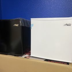 Artic King Mini Fridge 