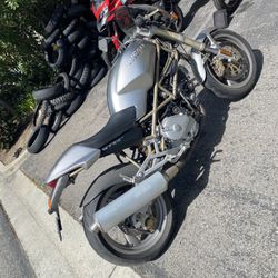 1997 Ducati Monster 750