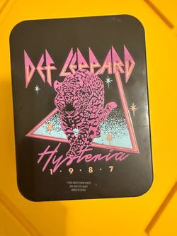 Def Leppard Hysteria 1987 Graphic Tin -With 1 Pair Crew Socks