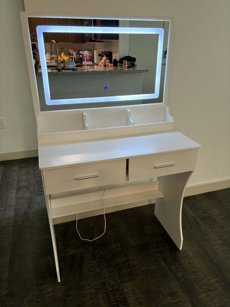 Vanity Desk