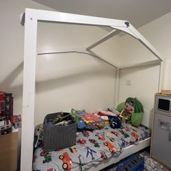 Twin House Bed Toddler