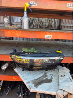 Honda ACCORD RIGHT USED OEM HEADLIGHT (2023-2026)