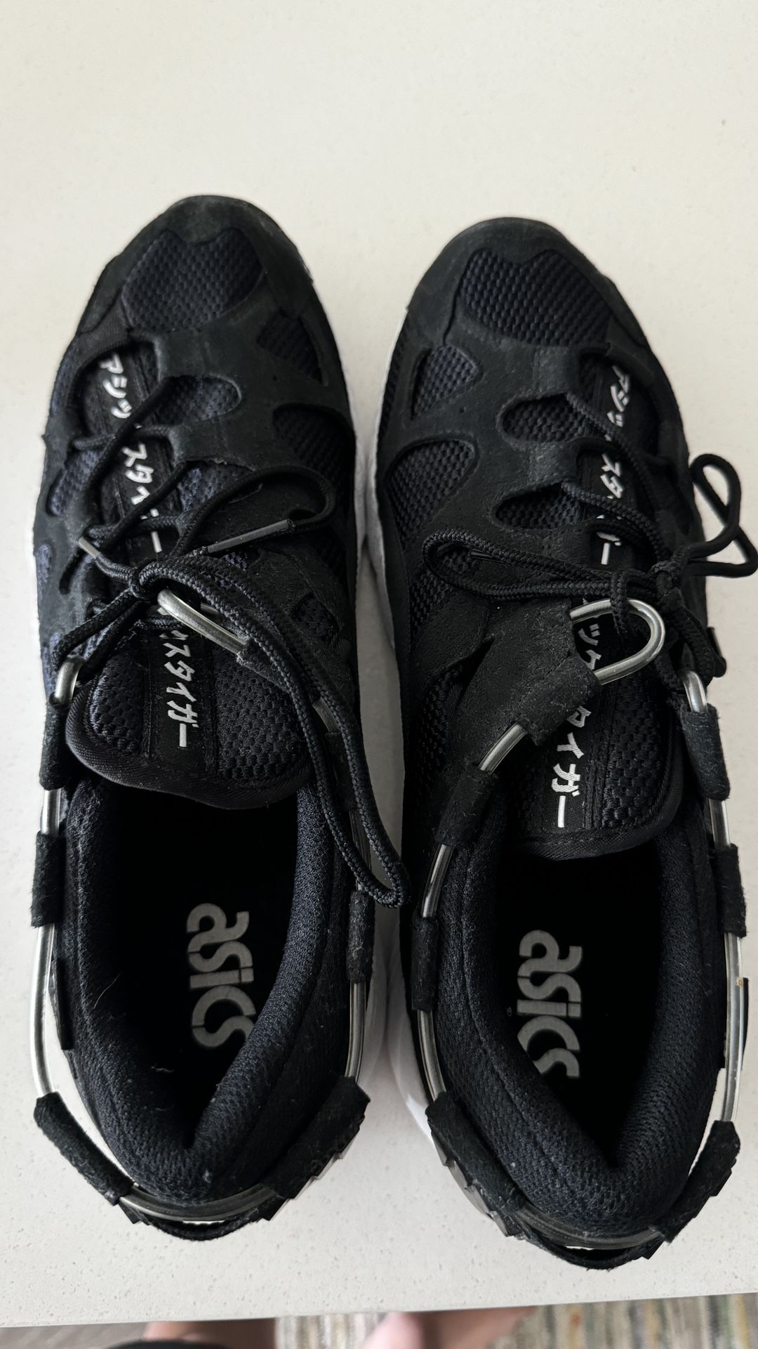 ASICS GEL-Mai Mens Size 10 Black Japanese Text Running Shoes Side Lace Sneakers