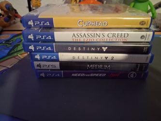 Playstation 4/5 video game bundle