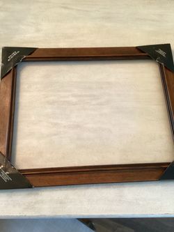 Wood picture frame 18x24 New