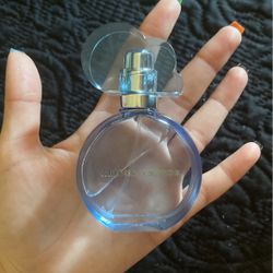 Ariana Grande Cloud Perfume