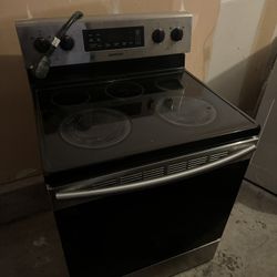 Samsung Electric stove 30”