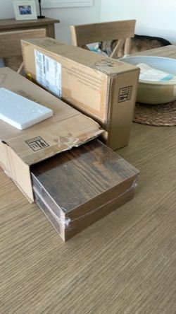 X4 Floating shelves new in boxes
