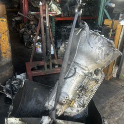 Used 4l80e Transmission 2004, Tested And Cleaned 