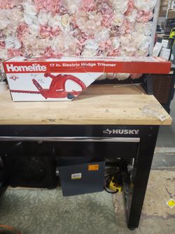 Homelite
17 in. 2.7 Amp Electric Hedge Trimmer