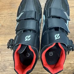 Women’s Size 37 Peloton cycling Shoes 
