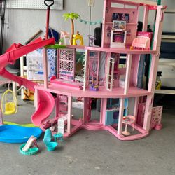 Barbie Dream House - Pool & Slide & Furniture