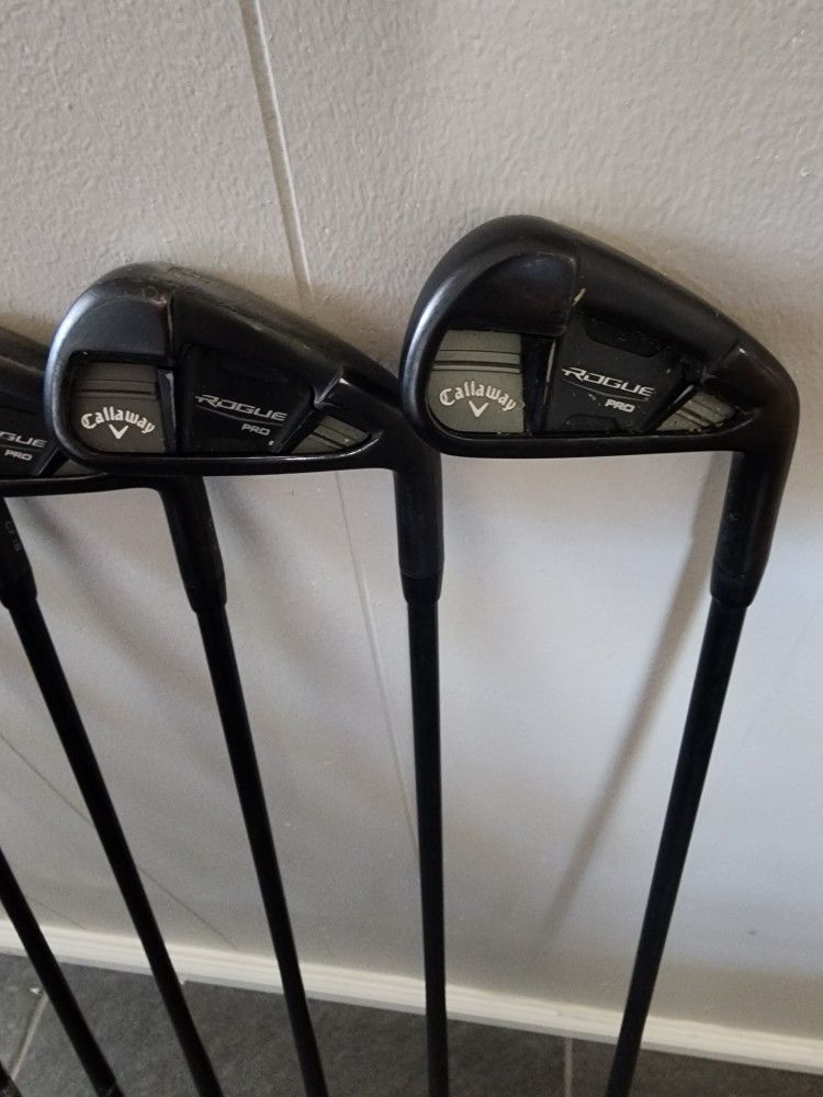 Callaway Rogue Pro Black Irons AW - 4 Iron