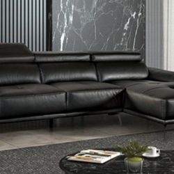 Brand New Black Leather Modern Style Sectional Sofa 