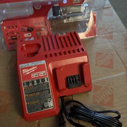 New MILWAUKEE M18 M12 Battery Charger