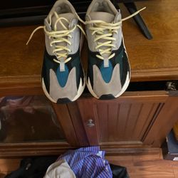 Yeezy Wave Runner 