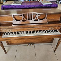 Kohler And Campbell Console Piano 