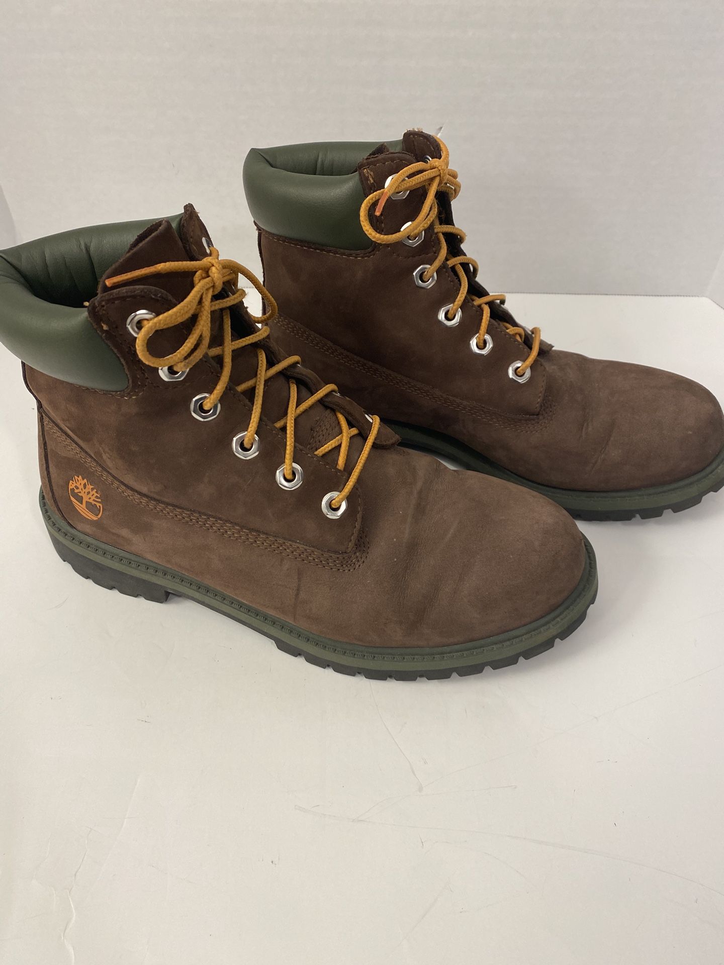 Timberland Boys Size 7 Premium Waterproof Nubuck Hiking Boots; Dark Brown; Great Condition