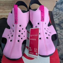 2Y Nike Sandals