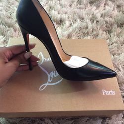 Christian Louboutin (SO KATE) Red Bottom Pumps Heels 39.5