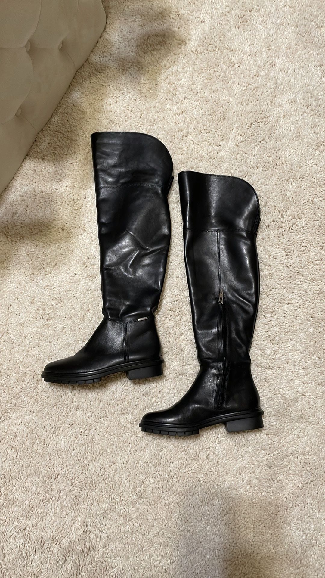 Calvin Klein knee high thigh high boots flat black leather 22” 6.5