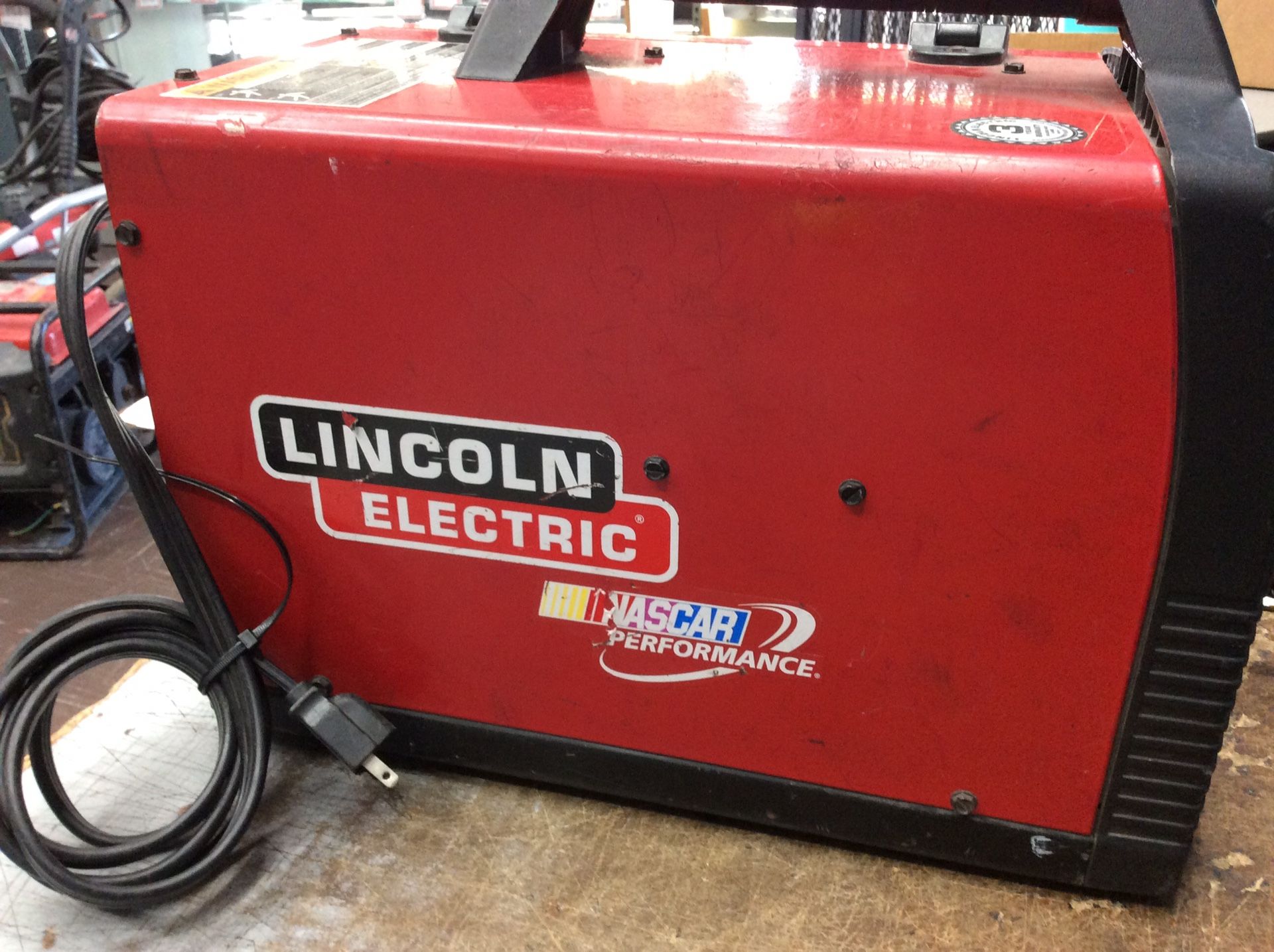 Lincoln Electrics Weld Pak 125 HD Welder for Sale in Los Angeles, CA