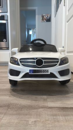 White Toddler Electric Convertible Car