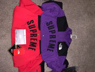 Supreme TNF Arc Logo Mountain Parka